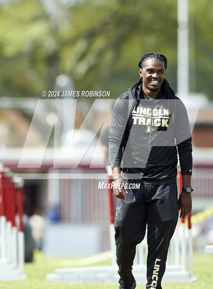 Thumbnail 3 in Lewis James Invitational (100 Meter) photogallery.