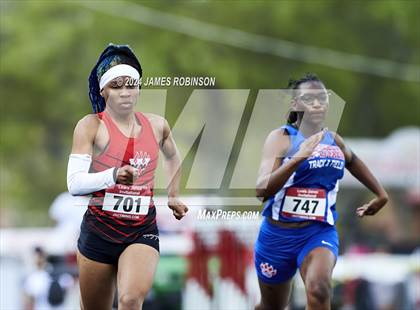 Thumbnail 3 in Lewis James Invitational (100 Meter) photogallery.