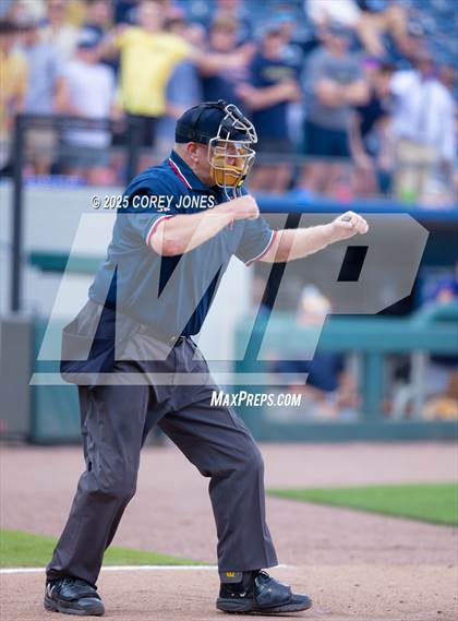 Thumbnail 3 in Houston County vs Newnan (GHSA 5A State Championship GM1) photogallery.