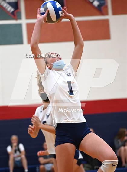 Thumbnail 3 in La Costa Canyon vs. Green Valley (Durango Fall Classic) photogallery.