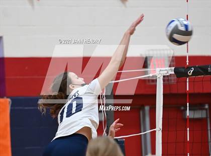 Thumbnail 1 in La Costa Canyon vs. Green Valley (Durango Fall Classic) photogallery.