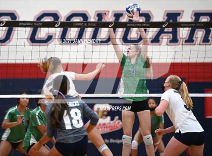 Thumbnail 3 in La Costa Canyon vs. Green Valley (Durango Fall Classic) photogallery.