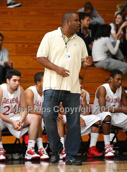 Thumbnail 3 in De La Salle vs. Pasadena (Oaks Christian Tournament) photogallery.