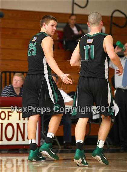 Thumbnail 3 in De La Salle vs. Pasadena (Oaks Christian Tournament) photogallery.