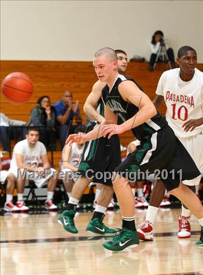Thumbnail 3 in De La Salle vs. Pasadena (Oaks Christian Tournament) photogallery.