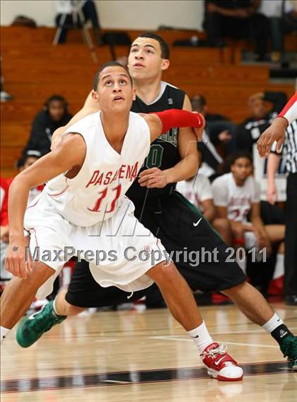 Thumbnail 2 in De La Salle vs. Pasadena (Oaks Christian Tournament) photogallery.