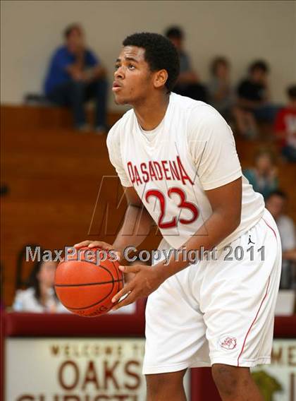 Thumbnail 1 in De La Salle vs. Pasadena (Oaks Christian Tournament) photogallery.