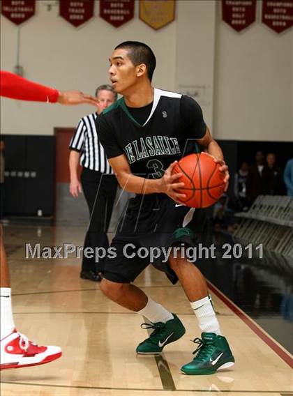 Thumbnail 2 in De La Salle vs. Pasadena (Oaks Christian Tournament) photogallery.