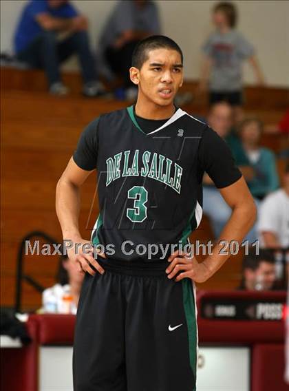 Thumbnail 1 in De La Salle vs. Pasadena (Oaks Christian Tournament) photogallery.