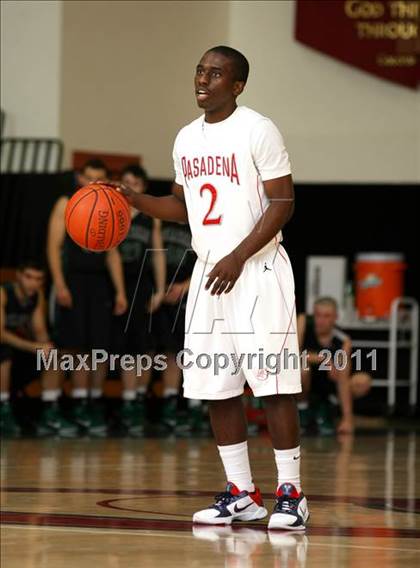 Thumbnail 1 in De La Salle vs. Pasadena (Oaks Christian Tournament) photogallery.