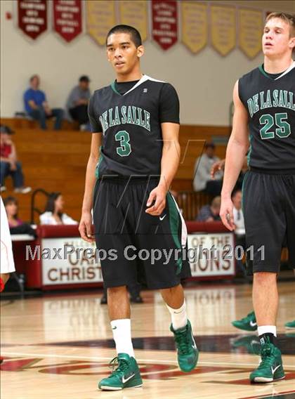 Thumbnail 3 in De La Salle vs. Pasadena (Oaks Christian Tournament) photogallery.