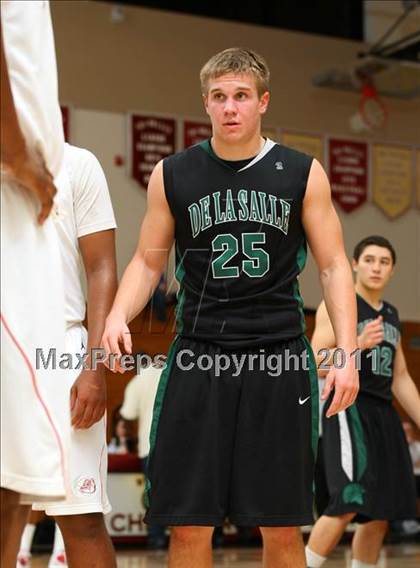 Thumbnail 1 in De La Salle vs. Pasadena (Oaks Christian Tournament) photogallery.