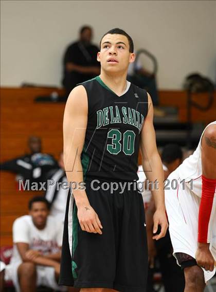 Thumbnail 3 in De La Salle vs. Pasadena (Oaks Christian Tournament) photogallery.