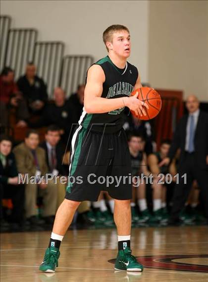 Thumbnail 2 in De La Salle vs. Pasadena (Oaks Christian Tournament) photogallery.