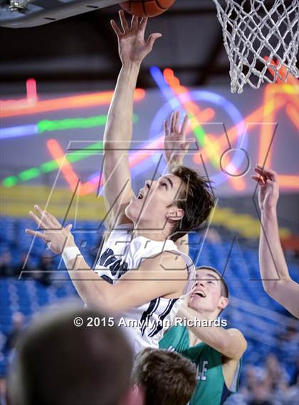 Thumbnail 1 in Woodinville vs. Union (WIAA 4A Playoff) photogallery.