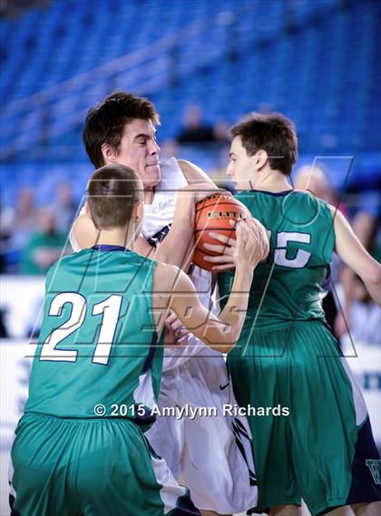 Thumbnail 3 in Woodinville vs. Union (WIAA 4A Playoff) photogallery.