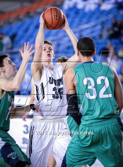 Thumbnail 1 in Woodinville vs. Union (WIAA 4A Playoff) photogallery.
