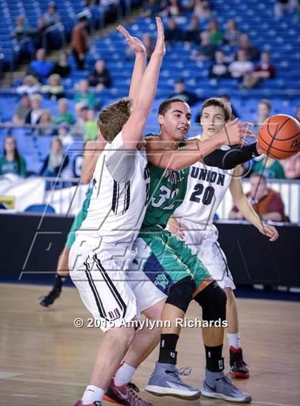 Thumbnail 3 in Woodinville vs. Union (WIAA 4A Playoff) photogallery.