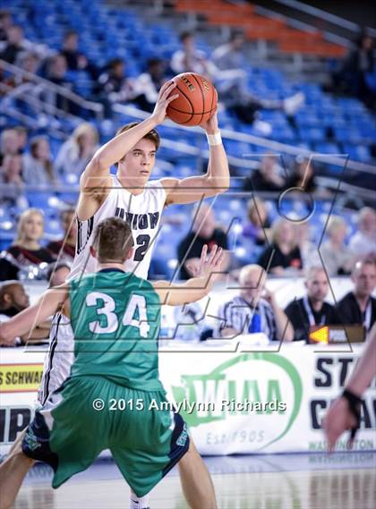 Thumbnail 1 in Woodinville vs. Union (WIAA 4A Playoff) photogallery.