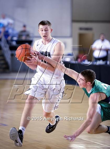 Thumbnail 1 in Woodinville vs. Union (WIAA 4A Playoff) photogallery.