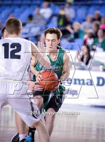 Thumbnail 2 in Woodinville vs. Union (WIAA 4A Playoff) photogallery.
