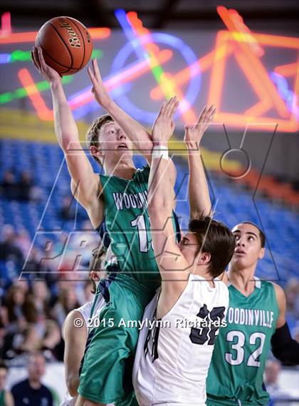 Thumbnail 1 in Woodinville vs. Union (WIAA 4A Playoff) photogallery.