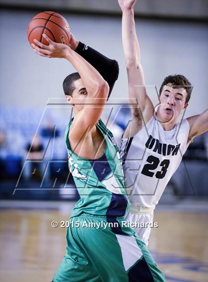 Thumbnail 2 in Woodinville vs. Union (WIAA 4A Playoff) photogallery.