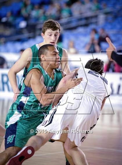 Thumbnail 2 in Woodinville vs. Union (WIAA 4A Playoff) photogallery.