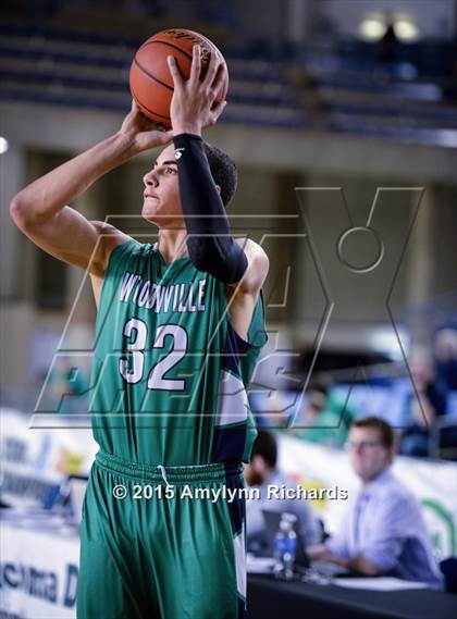Thumbnail 1 in Woodinville vs. Union (WIAA 4A Playoff) photogallery.