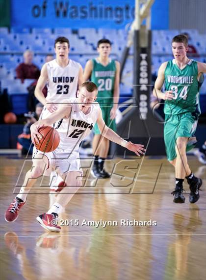 Thumbnail 3 in Woodinville vs. Union (WIAA 4A Playoff) photogallery.