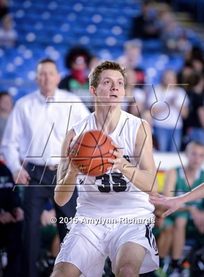 Thumbnail 2 in Woodinville vs. Union (WIAA 4A Playoff) photogallery.