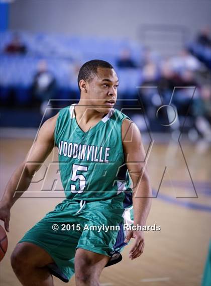 Thumbnail 2 in Woodinville vs. Union (WIAA 4A Playoff) photogallery.