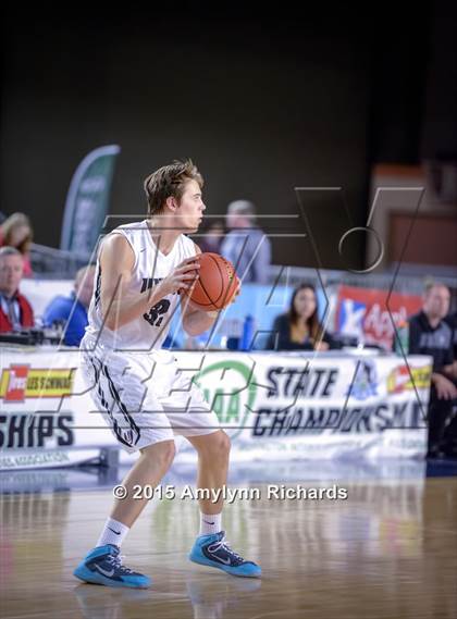 Thumbnail 3 in Woodinville vs. Union (WIAA 4A Playoff) photogallery.