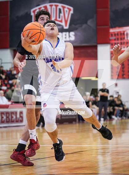 Thumbnail 2 in GV Christian vs. Sage Ridge (NIAA Class 1A State Boys Quarterfinal) photogallery.
