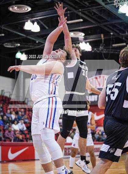 Thumbnail 1 in GV Christian vs. Sage Ridge (NIAA Class 1A State Boys Quarterfinal) photogallery.