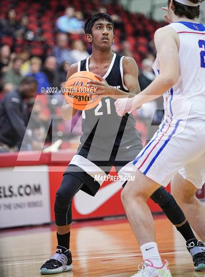 Thumbnail 2 in GV Christian vs. Sage Ridge (NIAA Class 1A State Boys Quarterfinal) photogallery.