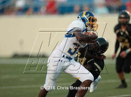 Thumbnail 3 in Robinson vs. Lakeside photogallery.