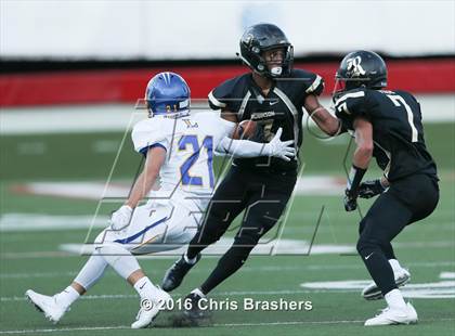 Thumbnail 2 in Robinson vs. Lakeside photogallery.