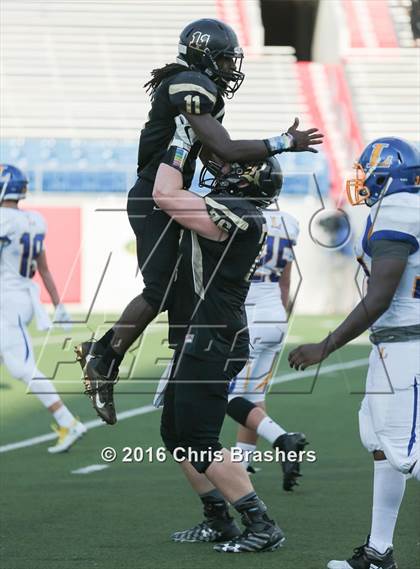 Thumbnail 2 in Robinson vs. Lakeside photogallery.