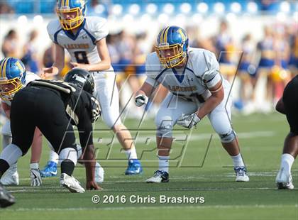 Thumbnail 3 in Robinson vs. Lakeside photogallery.
