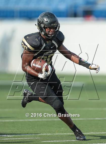 Thumbnail 3 in Robinson vs. Lakeside photogallery.