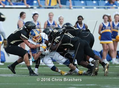 Thumbnail 3 in Robinson vs. Lakeside photogallery.