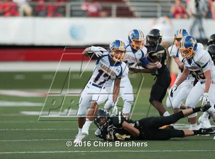 Thumbnail 3 in Robinson vs. Lakeside photogallery.
