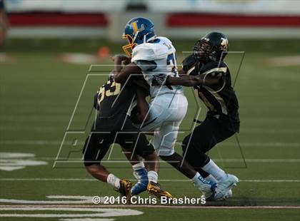 Thumbnail 3 in Robinson vs. Lakeside photogallery.