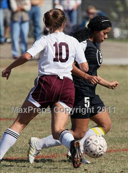 Thumbnail 3 in Bearden vs Sevier County (AAA Sectional) photogallery.