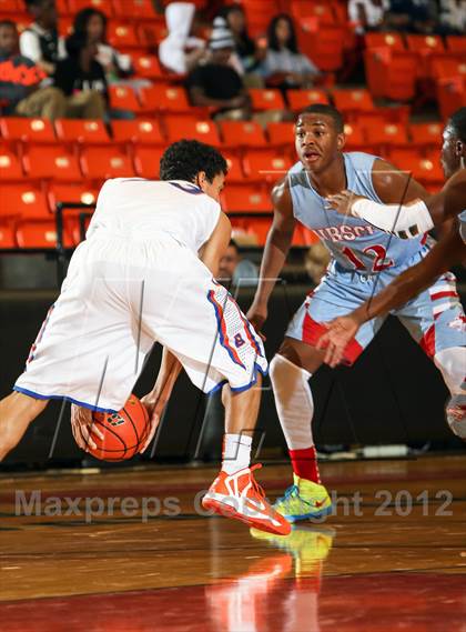 Thumbnail 3 in Hirschi vs. Bowie (DFW Basketball Challenge) photogallery.
