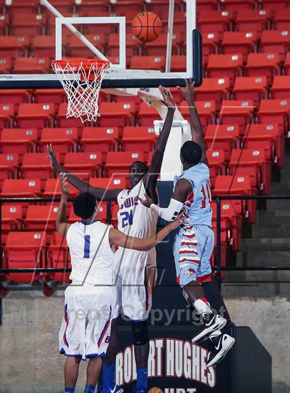 Thumbnail 3 in Hirschi vs. Bowie (DFW Basketball Challenge) photogallery.