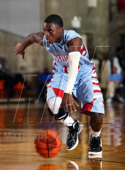 Thumbnail 2 in Hirschi vs. Bowie (DFW Basketball Challenge) photogallery.