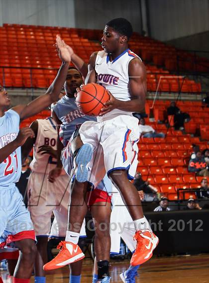 Thumbnail 3 in Hirschi vs. Bowie (DFW Basketball Challenge) photogallery.