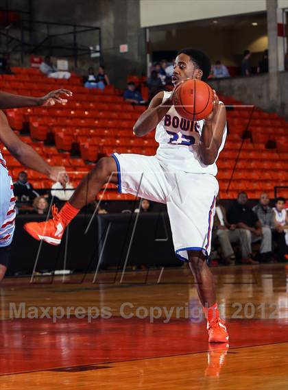 Thumbnail 3 in Hirschi vs. Bowie (DFW Basketball Challenge) photogallery.